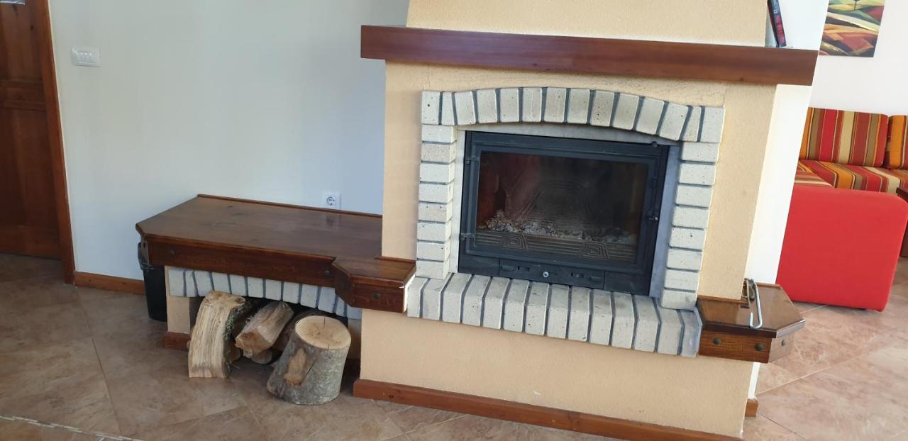 Free Spa В Св. Иван Рилски - Сладък Дом Сред Лукс Bansko Exterior foto