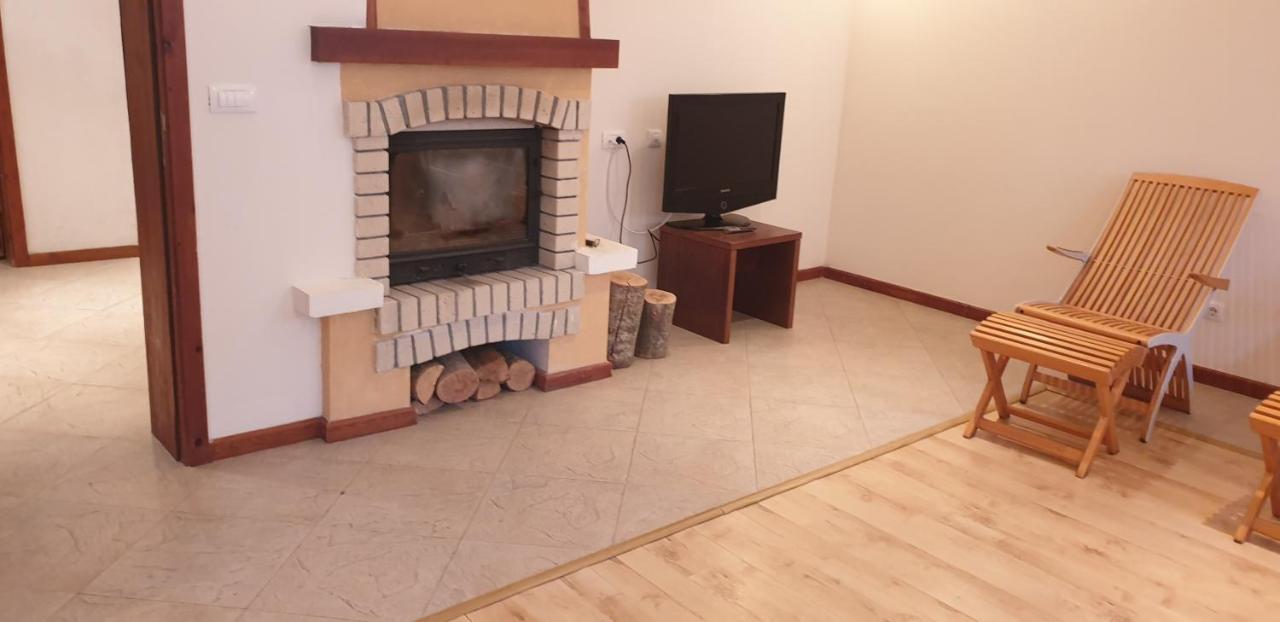 Free Spa В Св. Иван Рилски - Сладък Дом Сред Лукс Bansko Exterior foto