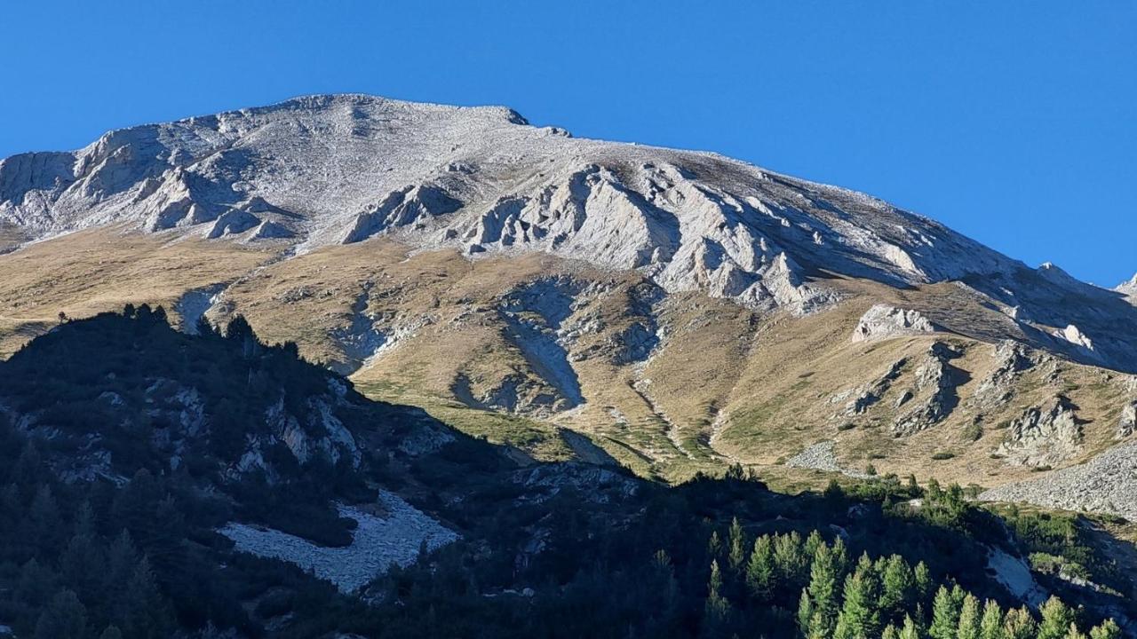 Free Spa В Св. Иван Рилски - Сладък Дом Сред Лукс Bansko Exterior foto