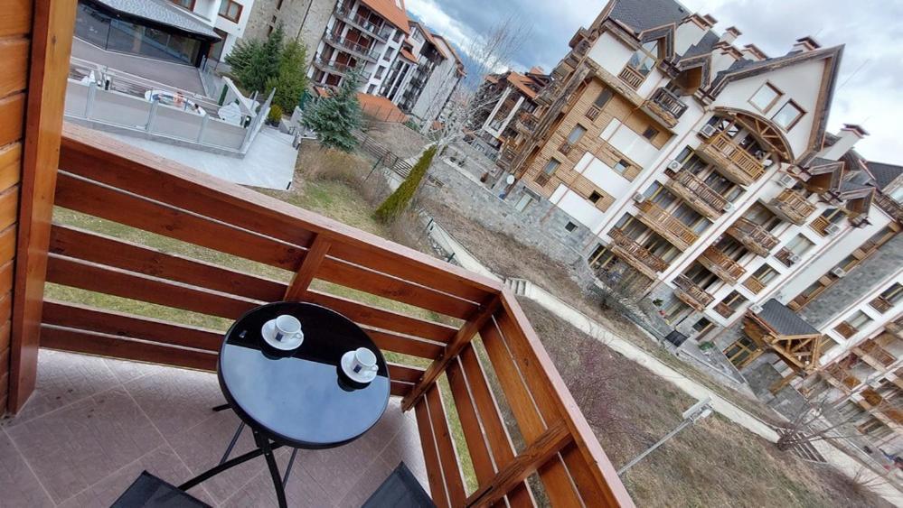 Free Spa В Св. Иван Рилски - Сладък Дом Сред Лукс Bansko Exterior foto